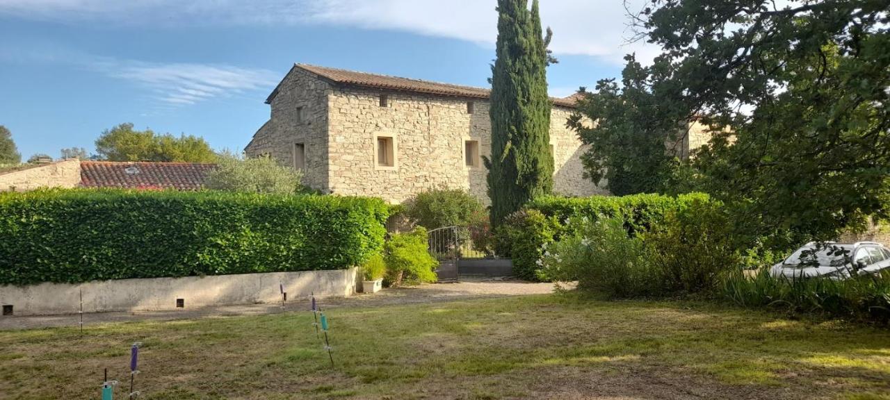 La Picholine, Chambre Ciboulette Courry Exterior photo